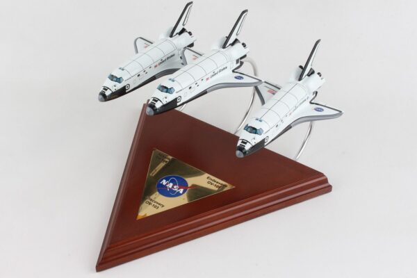 SPACE SHUTTLE NASA  3 MODELS   1/200  EDIC LIMITADA  REF. E5320 - Imagen 2