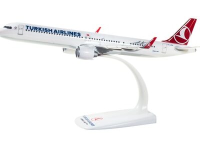 TURKISH AIRLINES   A321neo   1/200    REF. 612210