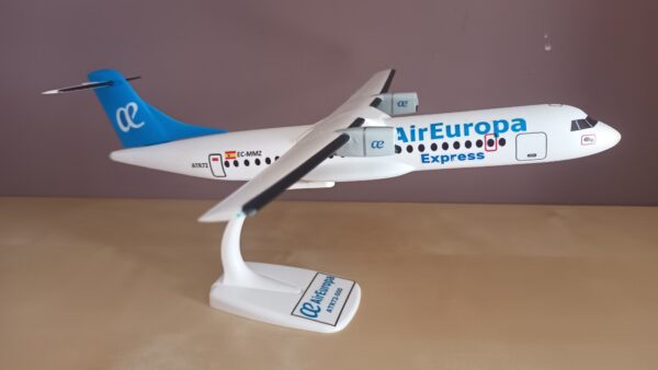 AIR EUROPA EXPRESS ATR72-500   1/100    REF. AIR EUROPA EXPRESS ATR - Imagen 2