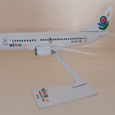 VIVAIR  (ESPAÑA)  B737-300   1/200       REF. VIVAIR B737-300